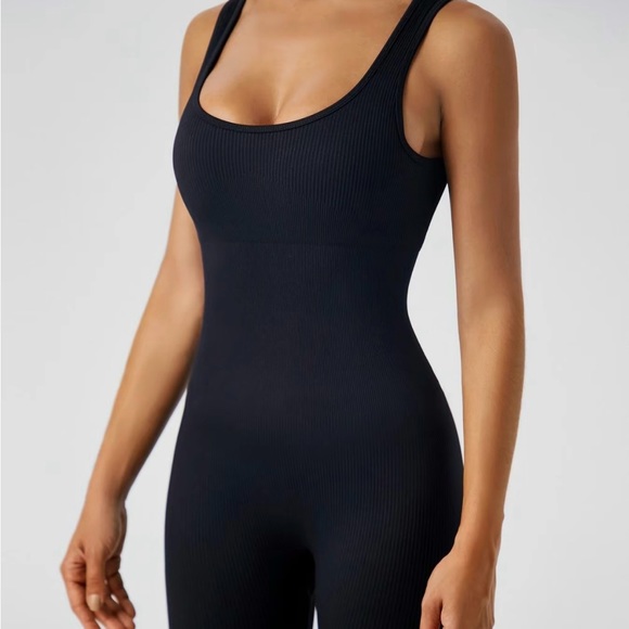 Black jumpsuit. - Picture 2 of 9